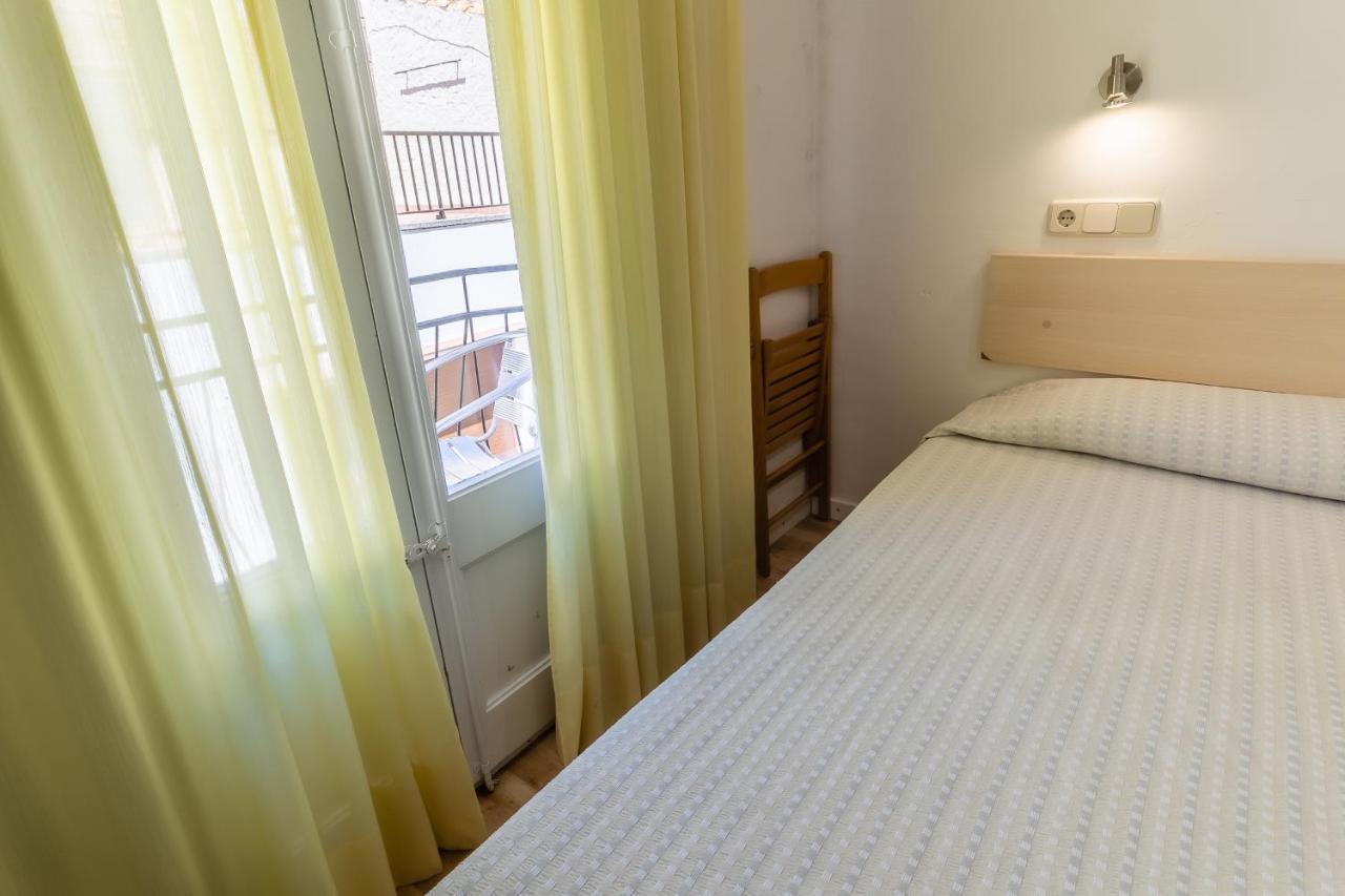 Fonda Can Dalfo By Vivere Stays L'Estartit Esterno foto